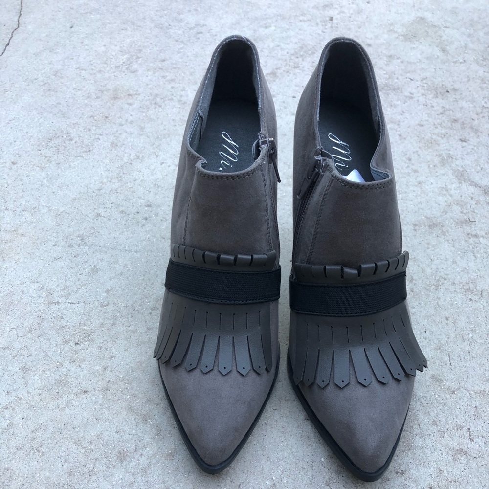 Brand new heel boots
